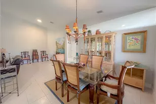 8310 Big Acorn Cir, Naples, FL 34119 - Photo 9