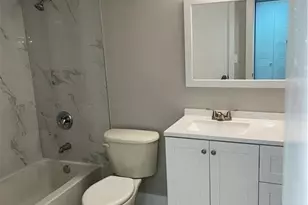 116 Santa Clara Dr, Naples, FL 34104 - Photo 5