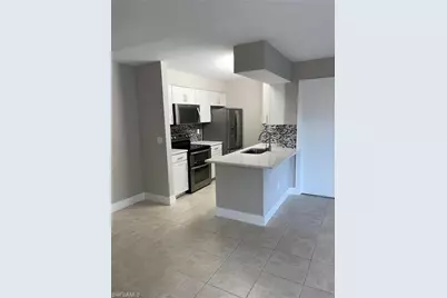 116 Santa Clara Dr #4, Naples, FL 34104 - Photo 3