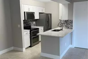 116 Santa Clara Dr, Naples, FL 34104 - Photo 3