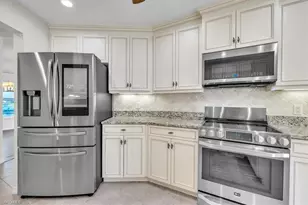 11114 Longshore Way W, Naples, FL 34119 - Photo 25