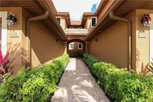 6657 Alden Woods Cir, Naples, FL 34113 - Photo 3