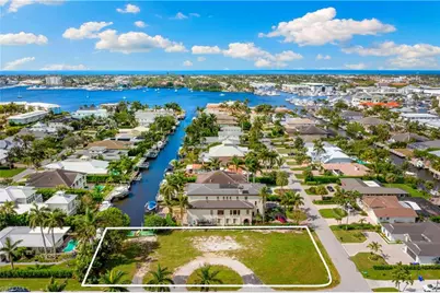 1585 Pelican Ave, Naples, FL 34102 - Photo 9