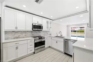 196 Sabal Lake Dr, Naples, FL 34104 - Photo 11