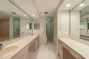 3377 Gulf Shore Blvd N, Naples, FL 34103 - Photo 17