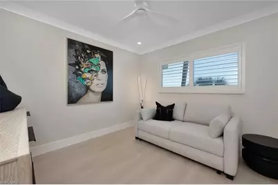 57 High Point Cir W #405, Naples, FL 34103 - Photo 9