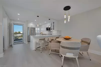 57 High Point Cir W #405, Naples, FL 34103 - Photo 7