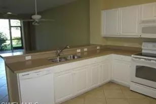 10037 Heather Ln, Naples, FL 34119 - Photo 3