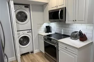 4160 Crayton Rd, Naples, FL 34103 - Photo 5