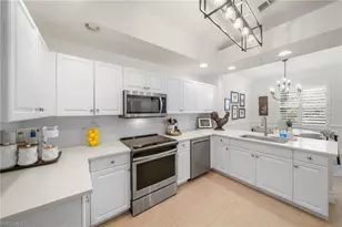 3545 Laurel Greens Ln N, Naples, FL 34119 - Photo 9