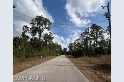 1242 Creary St E, Lehigh Acres, FL 33974 - Photo 5