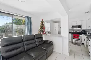 108 San Salvador St, Naples, FL 34113 - Photo 9