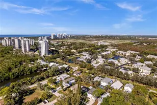 723 Park Ave, Naples, FL 34110 - Photo 9