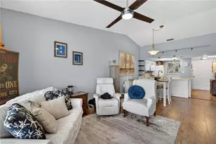 8160 Summerlin Village Cir, Fort Myers, FL 33919 - Photo 11