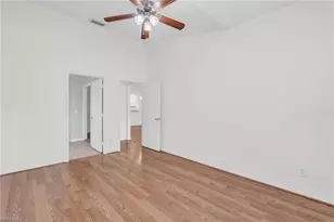 7655 Meadow Lakes Dr, Naples, FL 34104 - Photo 17