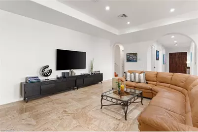 4778 Europa Dr, Naples, FL 34105 - Photo 5