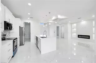 652 Kraft St, Lehigh Acres, FL 33974 - Photo 9