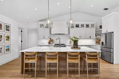 1815 Princess Ct, Naples, FL 34110 - Photo 11