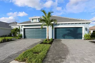 2428 Ariane Dr, Naples, FL 34112 - Photo 15