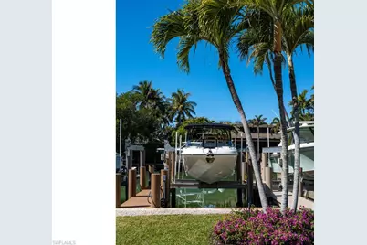 14 Sabre Ln, Naples, FL 34102 - Photo 7