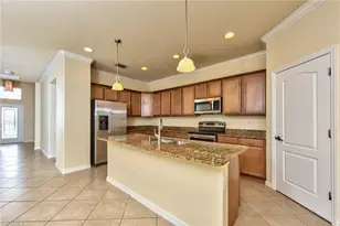 13566 Messino Ct, Estero, FL 33928 - Photo 9