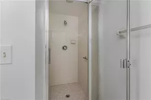 171 Bristol Ln, Naples, FL 34112 - Photo 3