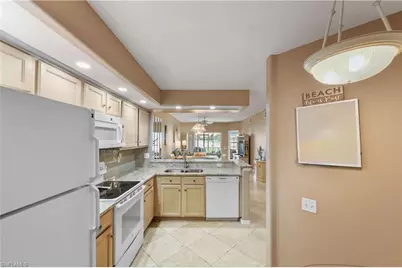 28064 Cavendish Ct #2404, Bonita Springs, FL 34135 - Photo 3