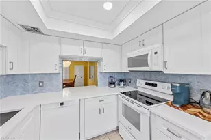 378 Palm Dr, Naples, FL 34112 - Photo 9