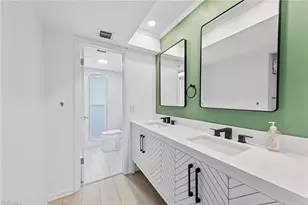 378 Palm Dr, Naples, FL 34112 - Photo 23