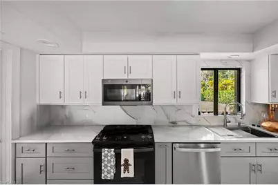 1890 Oakes Blvd #A, Naples, FL 34119 - Photo 7