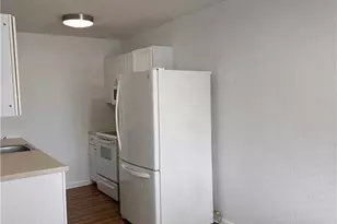 4629 Bayshore Dr, Naples, FL 34112 - Photo 3