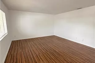 4629 Bayshore Dr, Naples, FL 34112 - Photo 5