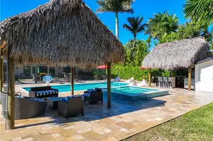 1890 Oakes Blvd, Naples, FL 34119 - Photo 31