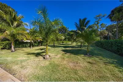 1890 Oakes Blvd #SE, Naples, FL 34119 - Photo 37