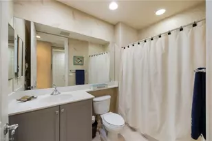 2748 Tiburon Blvd E, Naples, FL 34109 - Photo 23