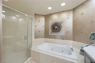 2748 Tiburon Blvd E, Naples, FL 34109 - Photo 17