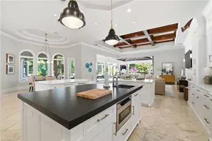 16961 Verona Ln, Naples, FL 34110 - Photo 11