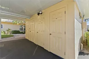 853 SE 46th Ln, Cape Coral, FL 33904 - Photo 31