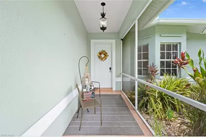 1070 21st St SW, Naples, FL 34117 - Photo 9
