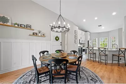 1070 21st St SW, Naples, FL 34117 - Photo 17