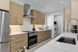 3935 Jasmine Lake Cir, Naples, FL 34119 - Photo 9