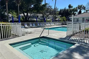 817 Carrick Bend Cir, Naples, FL 34110 - Photo 33