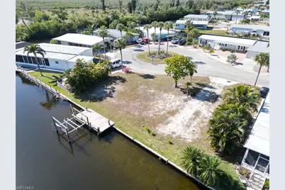 17931 Bryan Ct, Fort Myers Beach, FL 33931 - Photo 7