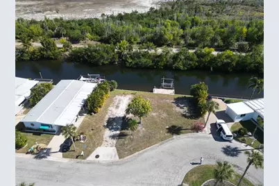 17931 Bryan Ct, Fort Myers Beach, FL 33931 - Photo 3