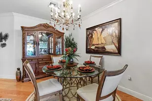 10620 Gulf Shore Dr, Naples, FL 34108 - Photo 5