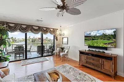 10620 Gulf Shore Dr #202, Naples, FL 34108 - Photo 3