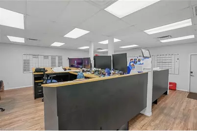 28065 Cleveland Ave, Punta Gorda, FL 33982 - Photo 13