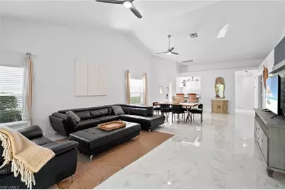 3141 Carriage Cir, Naples, FL 34105 - Photo 21