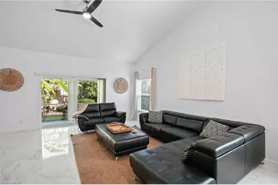 3141 Carriage Cir, Naples, FL 34105 - Photo 5