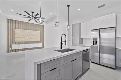 3812 9th St SW, Lehigh Acres, FL 33976 - Photo 11